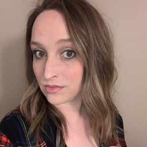 Meet your Posher, Mika